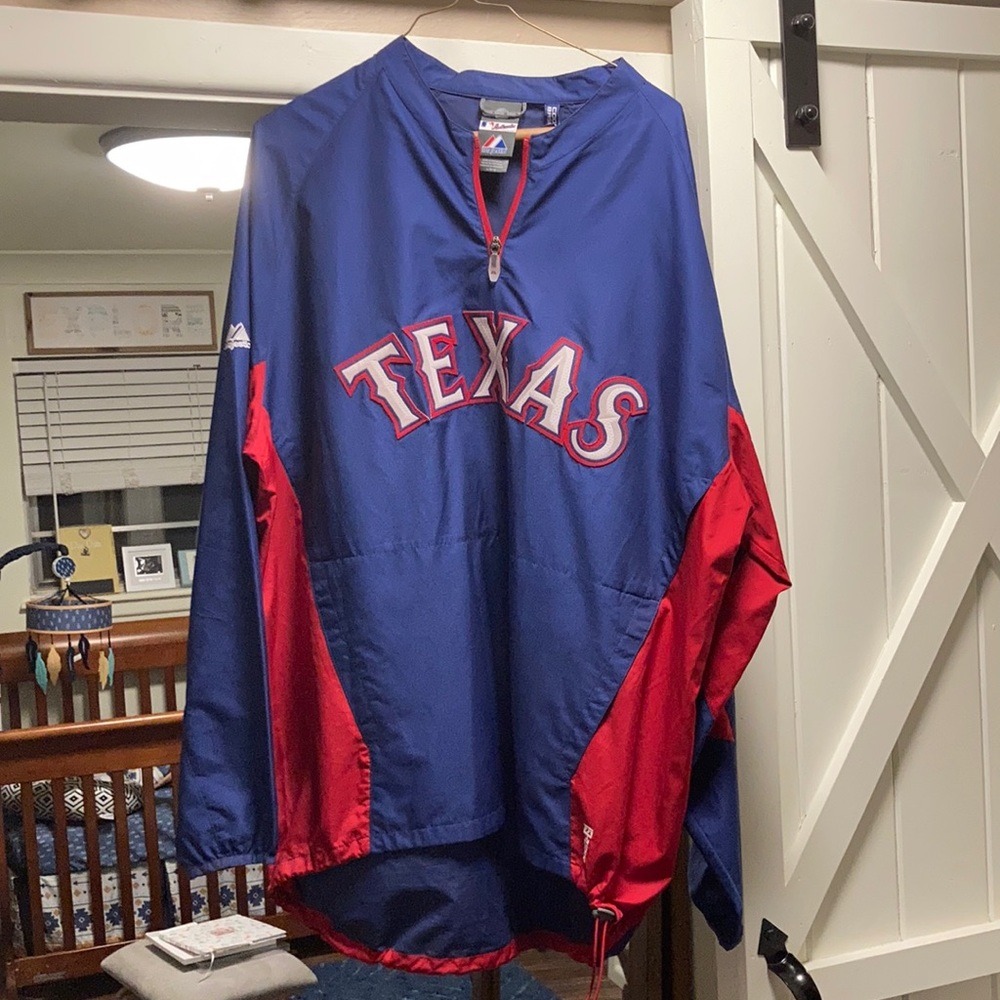 Texas Rangers light weight jacket